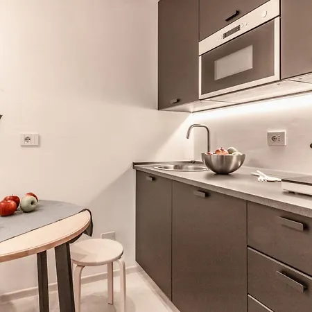 Housmart Arienti 38a Διαμέρισμα *