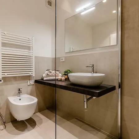 Apartment Housmart Arienti 38a